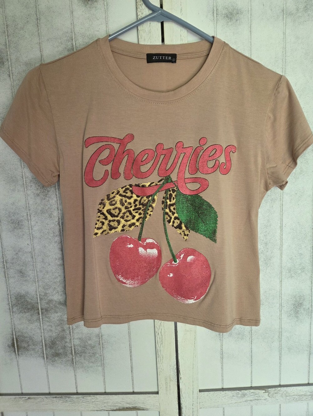 Zutter 'Cherries' Graphic Tee in Camel Pink Print